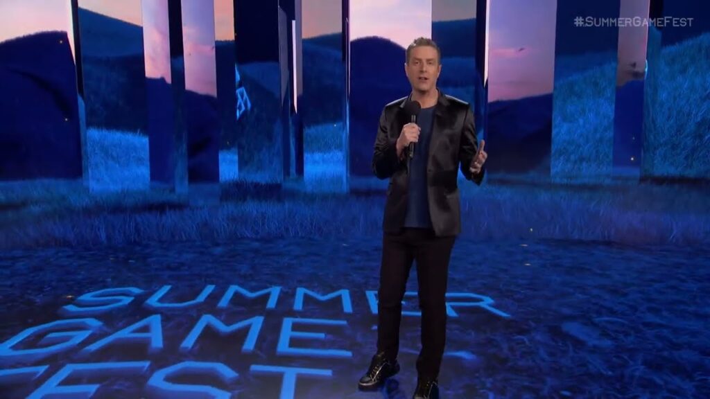 geoff keighley on stage